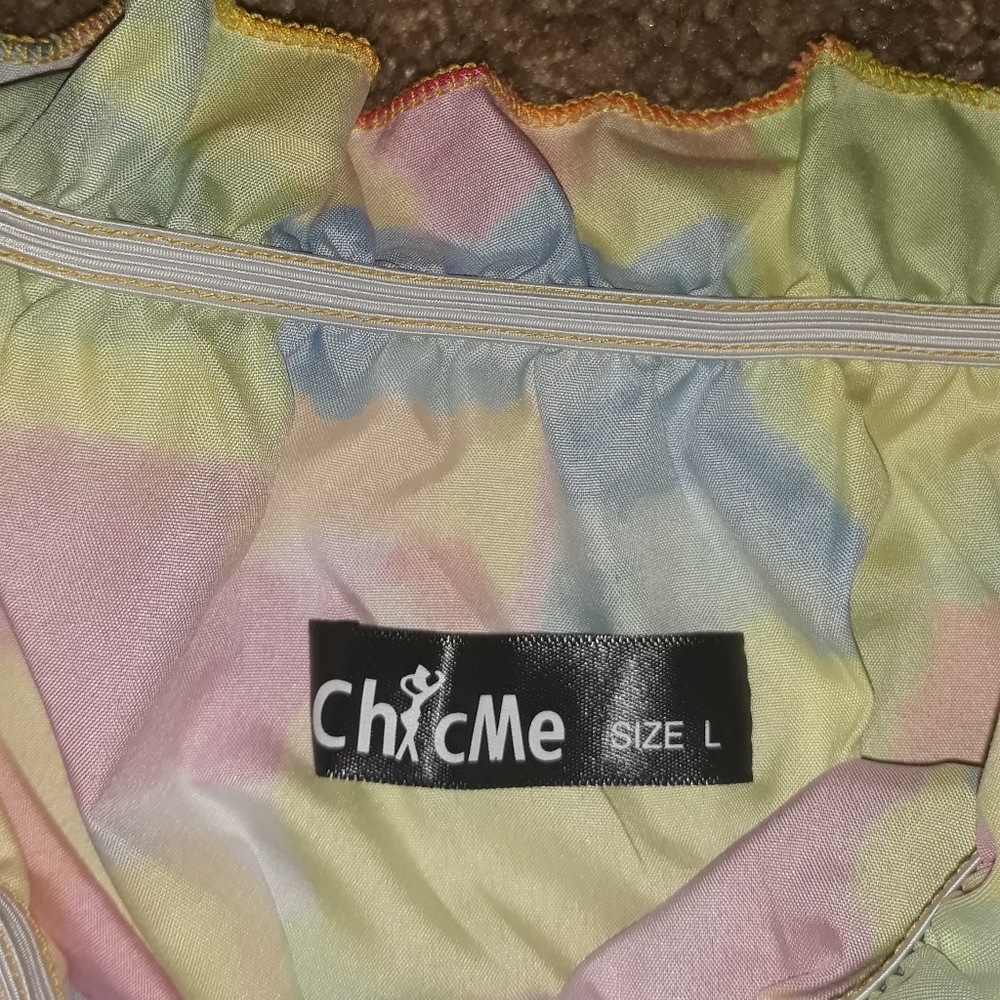 ChicMe (Size L) Colorful Off Shoulder Long Sleeve Crop Top - Picture 7 of 8